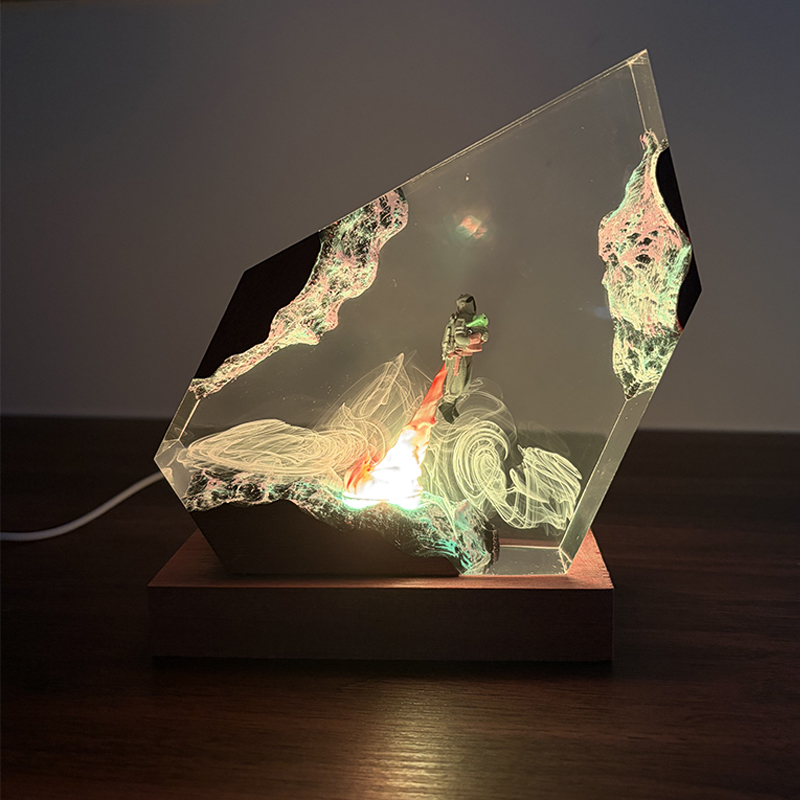 Resin Art And Decor - Bilimkurgu Anime Figürü Organizma Reçine Masa