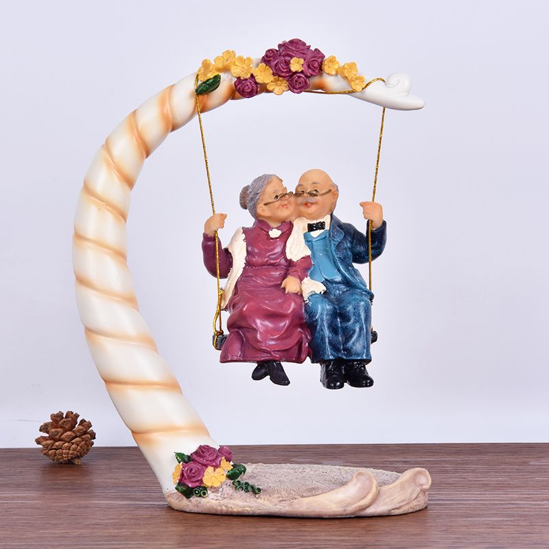 Çin Salıncağı Yaşlı Çiftler Re - Resin Art Gift For Anniversary incelemesi ve fiyatı